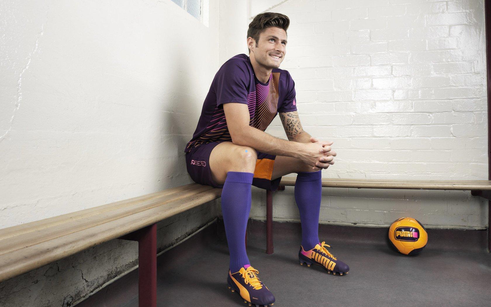 【PG】意甲转会风暴，斯坦丘告别热那亚，卡利亚里重返伤心地迎战德罗西与雷恩