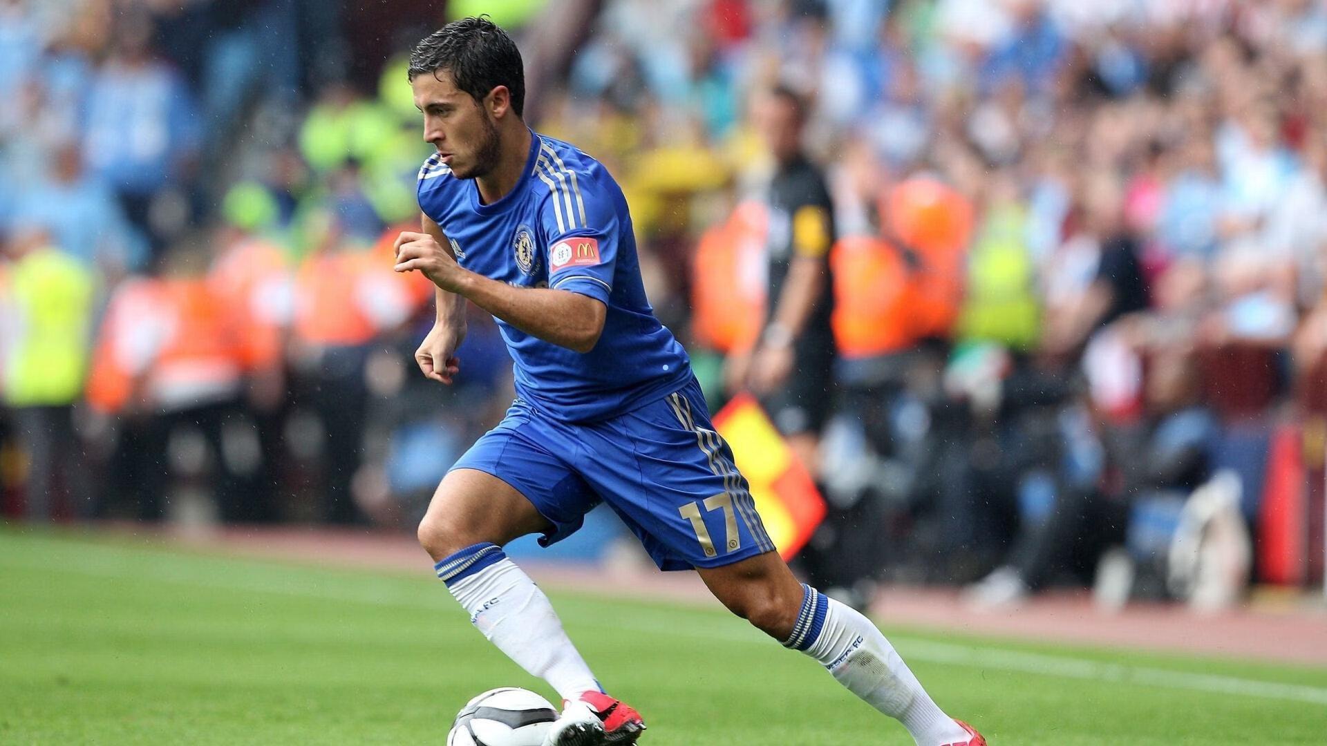 生日派对上的世纪对决，皇马小球迷面对巴萨蛋糕泪崩后，结局却温暖了整个足球世界