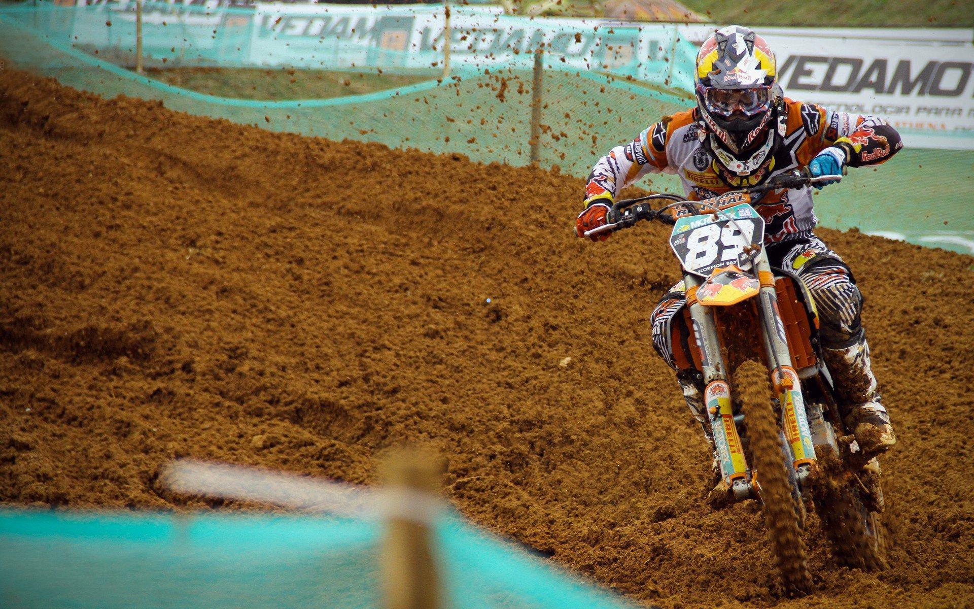 独家，曼联锁定葡超全能中场，冬窗或斥资6000万签下阿莫林替代卡塞米罗？